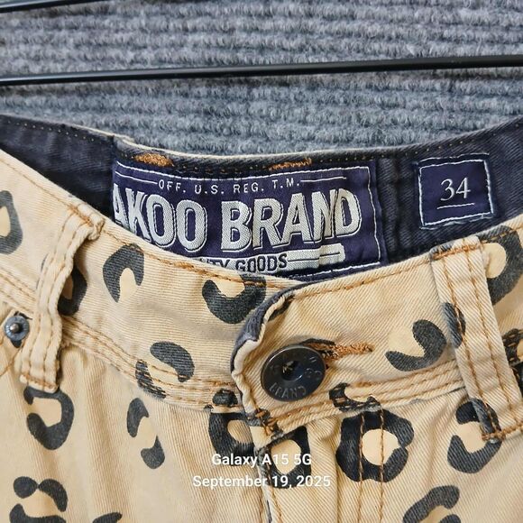 AKOO BRAND Shorts Leopard Cheetah Animal Print Size 34 Men's 100% Cotton Khaki - Picture 4 of 9